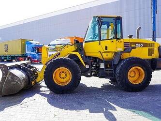 2011-komatsu-wa250-6-1449310-46944793