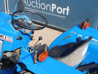 iseki-tu1700-1449331-46945230