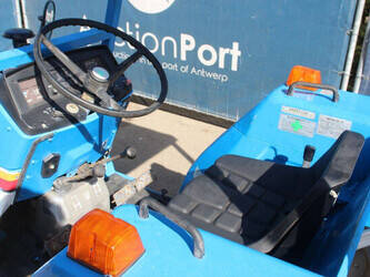 mitsubishi-mt2501-1449332-46945255