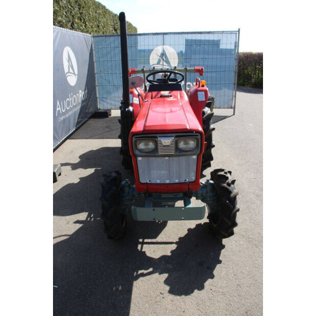 يانمار YM1601D-46945268