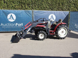 صورة ل تراكتورات زراعية يانمار F-200D للبيع في فرنسا