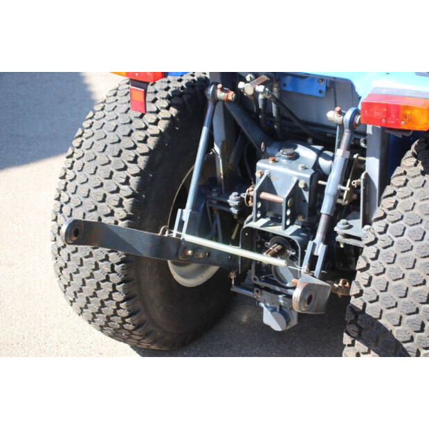 Iseki 325 HST-46945432