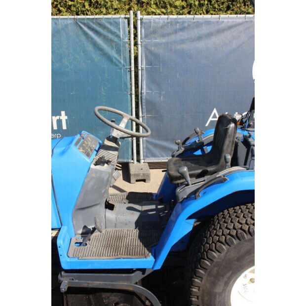 Iseki 325 HST-46945435