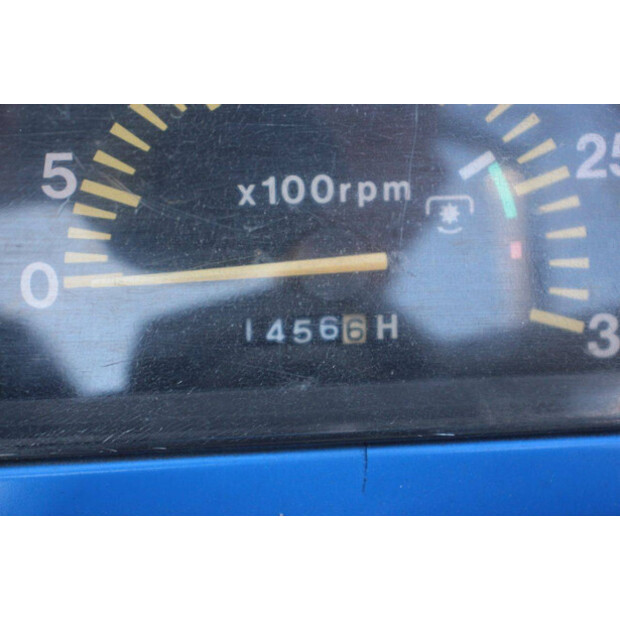 Iseki 325 HST-46945441