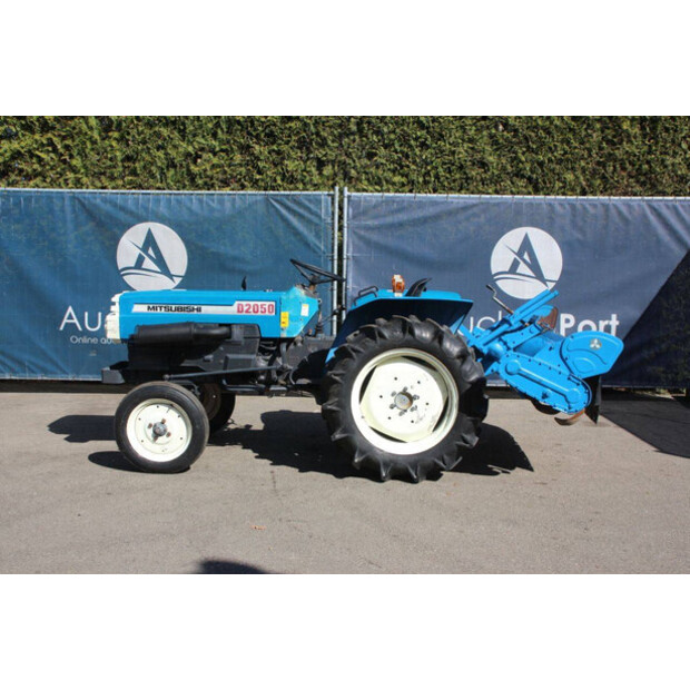ميتسوبيشي D2050-46945443