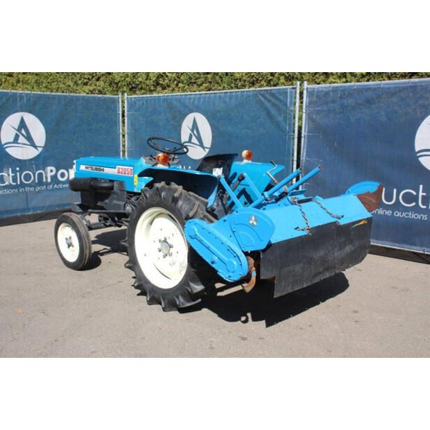 ميتسوبيشي D2050-46945444