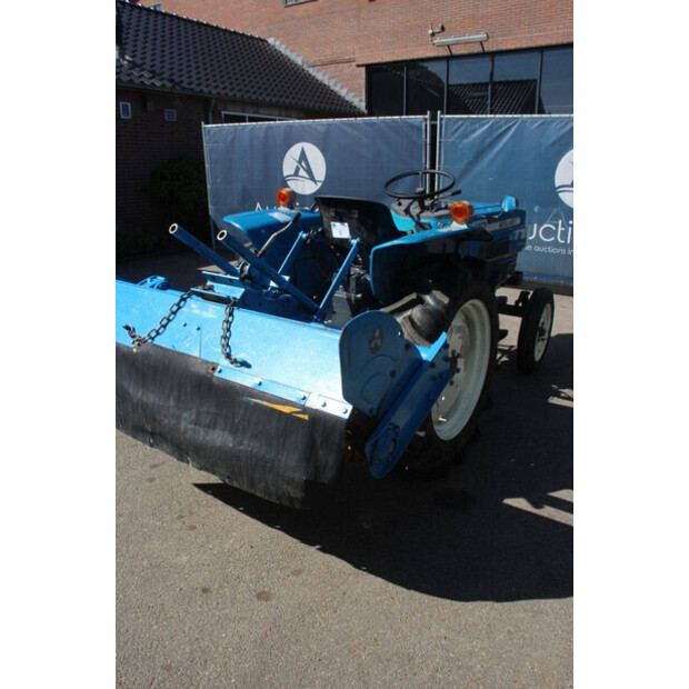 ميتسوبيشي D2050-46945446