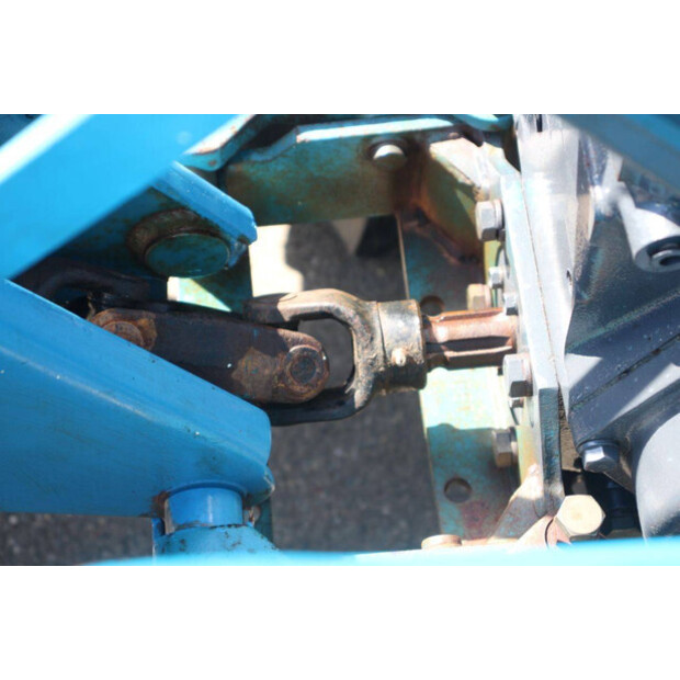 ميتسوبيشي D2050-46945460