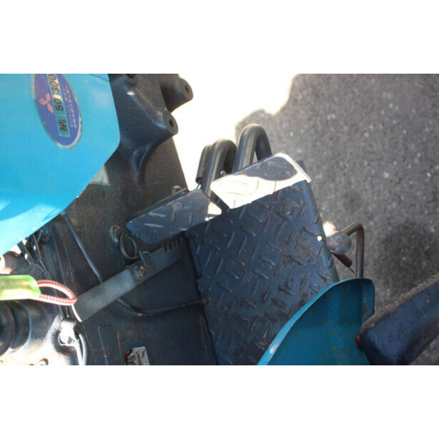 ميتسوبيشي D2050-46945468