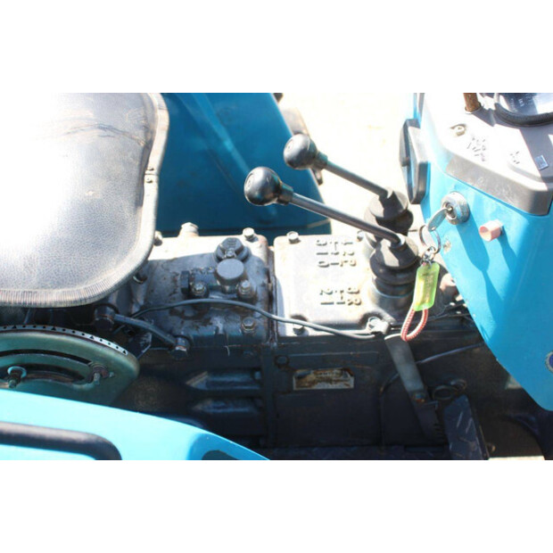 ميتسوبيشي D2050-46945469