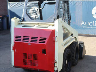 bobcat-533-1449346-46945645