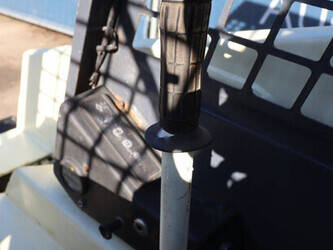 bobcat-533-1449346-46945657