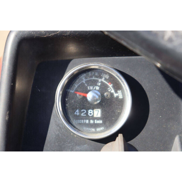 يانمار YM1301D-46945690