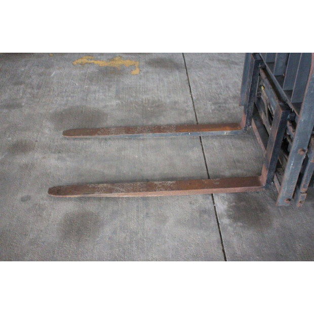 2016 UNICARRIERS P1D1A18LQ-46945891