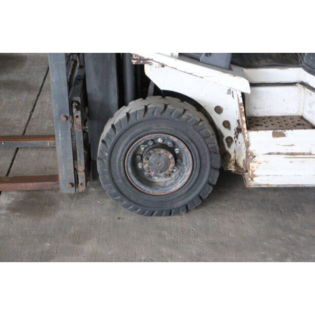 2016 UNICARRIERS P1D1A18LQ-46945893