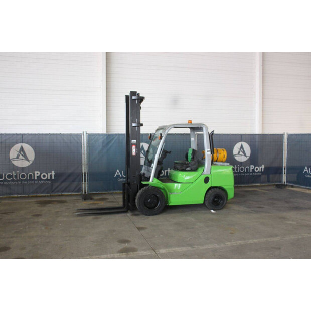 2011 Cesab M335G-46945944