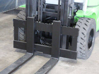 2011-cesab-m335g-46945953