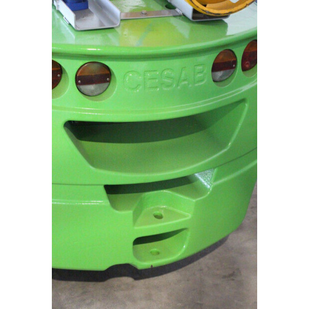 2011 Cesab M335G-46945960