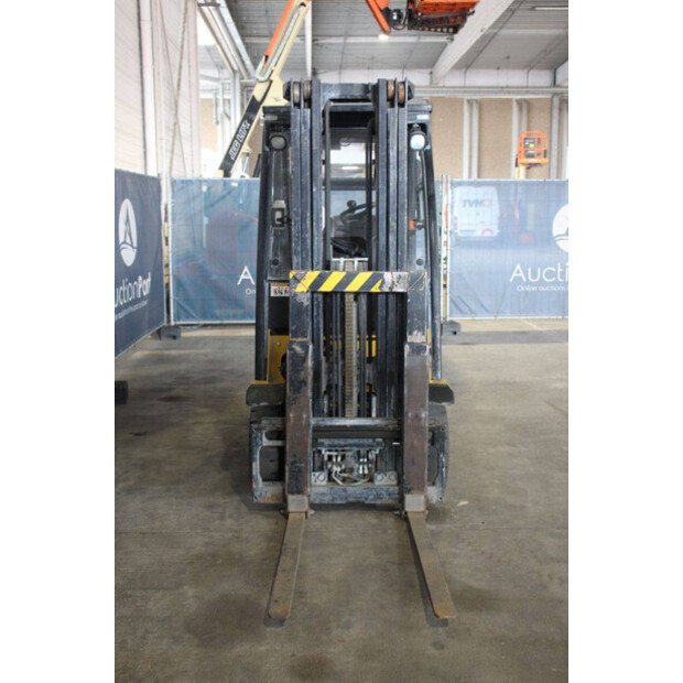 2015 يال GLP16VX-46946060