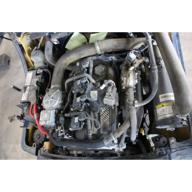 2015 يال GLP16VX-46946073