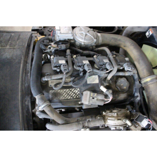 2015 يال GLP16VX-46946074