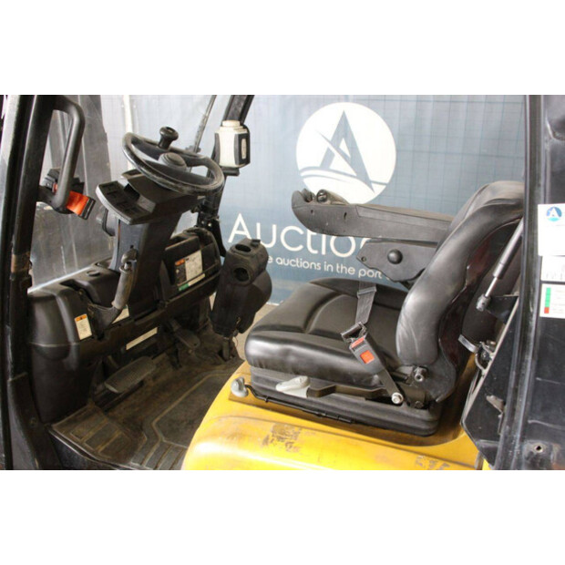 2015 يال GLP16VX-46946076