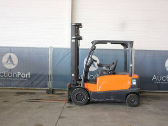 2010-hyster-j3-0xn-861-46946145