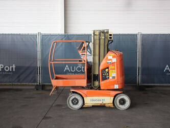 2015-jlg-toucan-8e-1449365-46946176