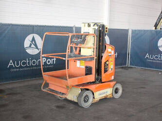 2015-jlg-toucan-8e-1449365-46946182