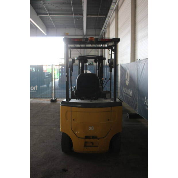 2013 تي سي ام FB20-8-46946199