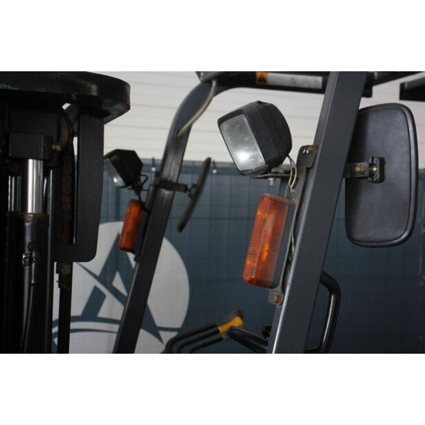 2013 تي سي ام FB20-8-46946208