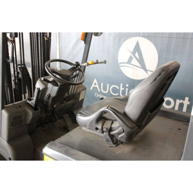 2013 تي سي ام FB20-8-46946217