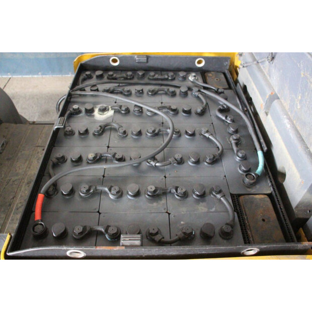 2013 تي سي ام FB20-8-46946223