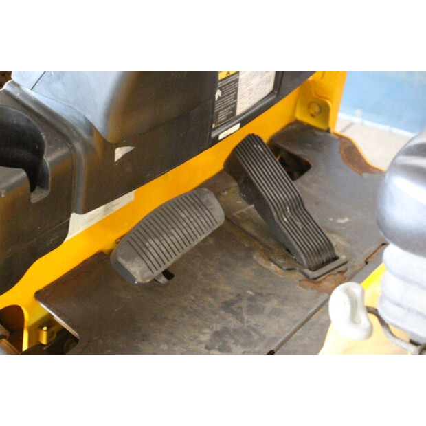 2012 هايستر J2.5XN-46946250