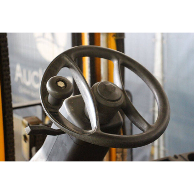 2012 هايستر J2.5XN-46946251