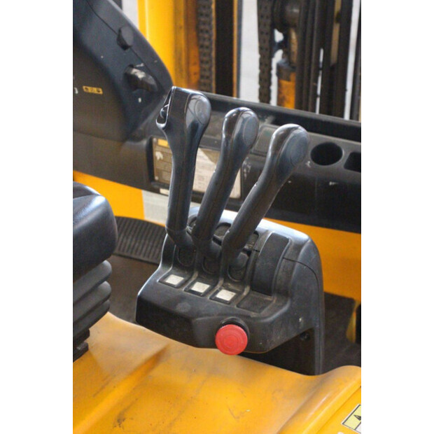 2012 هايستر J2.5XN-46946253