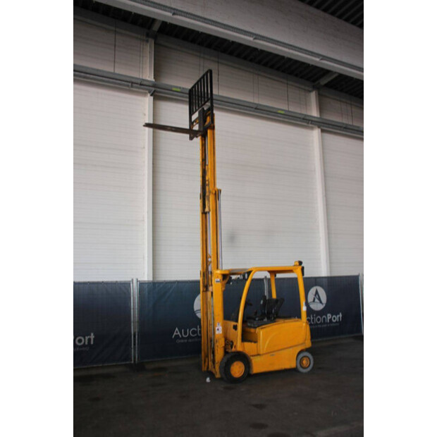 2012 هايستر J2.5XN-46946257