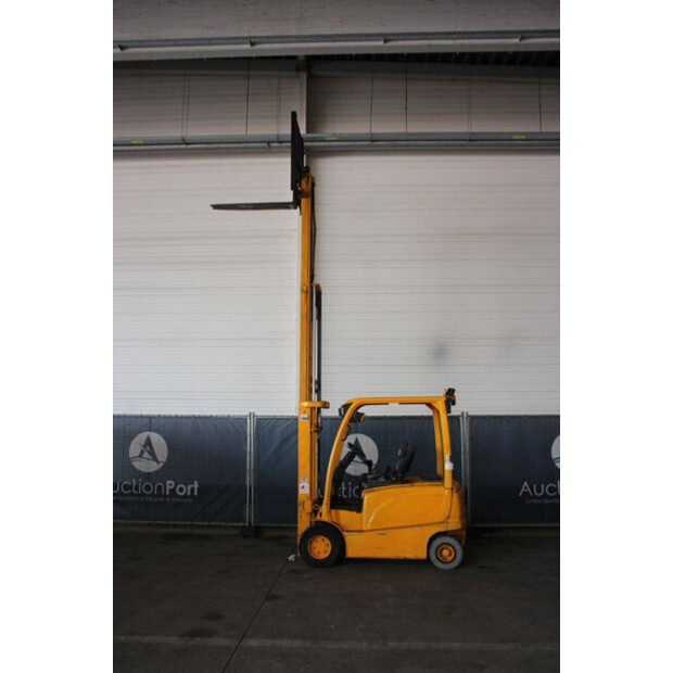 2012 هايستر J2.5XN-46946258