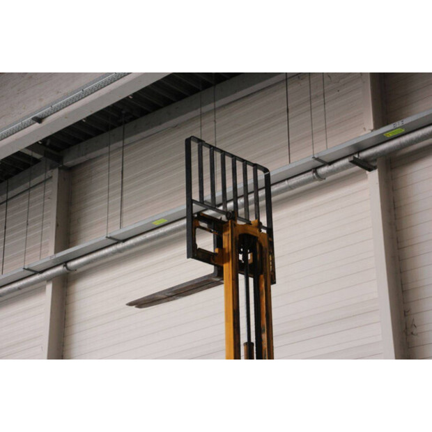 2012 هايستر J2.5XN-46946260