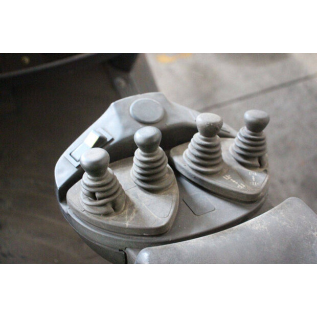 2004 Linde H35D-46946285