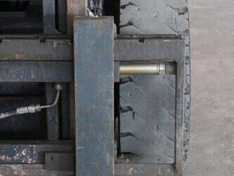 2015-linde-h30d-02-1449369-46946303