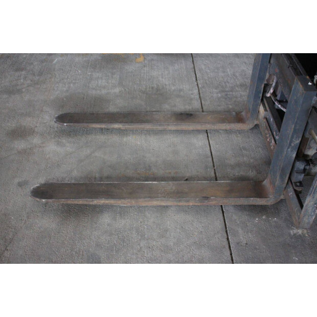 2015 Linde H30D-02-46946304