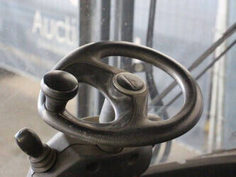 2015-linde-h30d-02-1449369-46946315