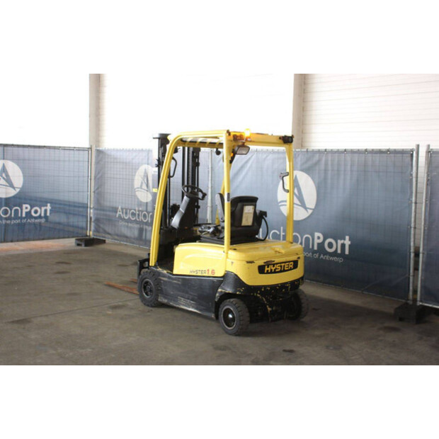 2010 هايستر J1.6 XN-46946355