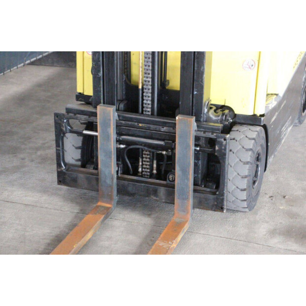 2010 هايستر J1.6 XN-46946362