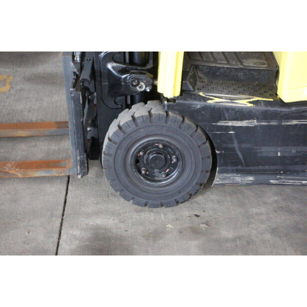 2010 هايستر J1.6 XN-46946366