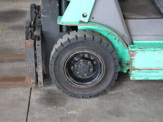 2013-mitsubishi-fg18nt-46946427