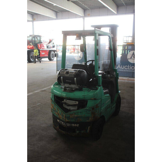 2013 MITSUBISHI FG18NT-46946452