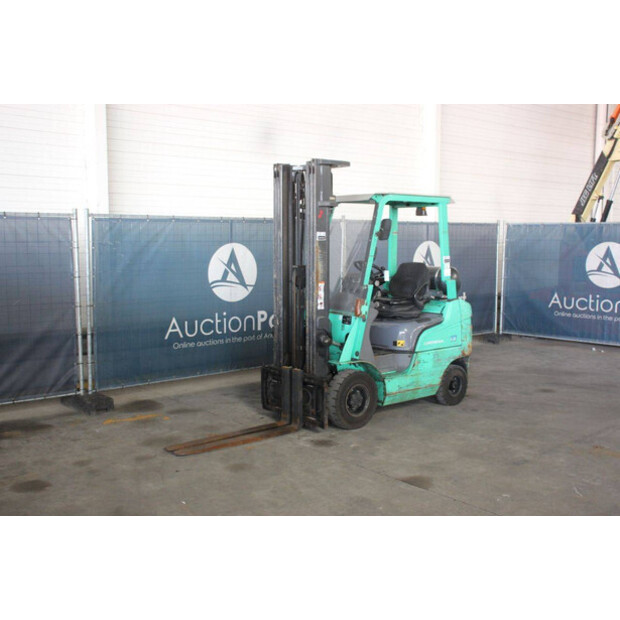 2013 MITSUBISHI FG18NT-46946455