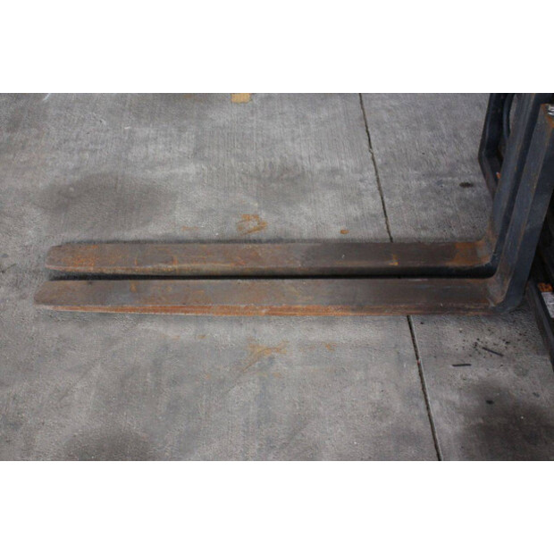 2013 MITSUBISHI FG18NT-46946459